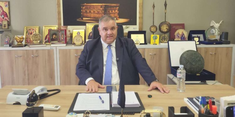 Σπανάκης από Βέροια: «Δεν υπάρχει κανένα θέμα αλλαγής του αυτοδιοικητικού χάρτη» – Τι είπε για τον Δήμο Αιγών