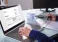ΟΕΕ: Ζητά παράταση για ηλεκτρονική τιμολόγηση και Ψηφιακό Δελτίο Αποστολής
