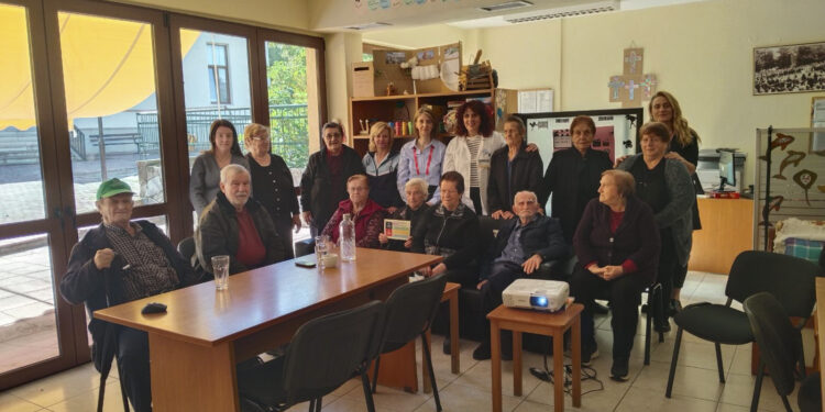 Δράση ενημέρωσης με θέμα «Ασφαλής φροντίδα για τα μη μεταδοτικά νοσήματα» στα ΚΗΦΗ και τα ΚΑΠΗ Βέροιας
