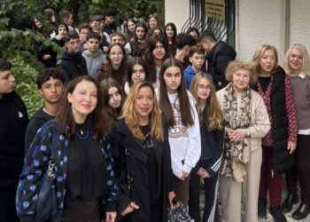 Βέροια: Μαθητές του 3ου Γυμνασίου συγκέντρωσαν τρόφιμα για τη Φιλόπτωχο Αδελφότητα Κυριών