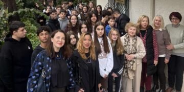 Βέροια: Μαθητές του 3ου Γυμνασίου συγκέντρωσαν τρόφιμα για τη Φιλόπτωχο Αδελφότητα Κυριών