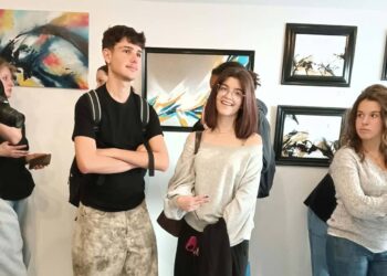 Μια θέση στα γαλλικά θρανία: Η ξεχωριστή εμπειρία δύο μαθητών του 5ου ΓΕΛ Βέροιας