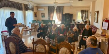 Γεύμα και εκδήλωση για τους ηλικιωμένους του Γηροκομείου Βέροιας