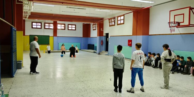 Βέροια: Οι μαθητές του 1ου Δημοτικού γνώρισαν τον Παραολυμπιακό Αθλητισμό μέσα από βιωματικές δράσεις