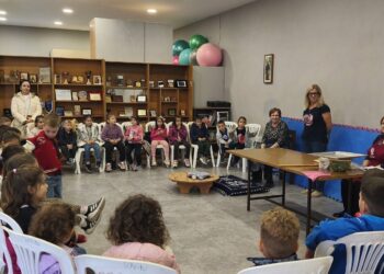 Κλειδί: Μαθητές και γιαγιάδες ζύμωσαν μαζί και γνώρισαν τα μυστικά της παραδοσιακής κουζίνας