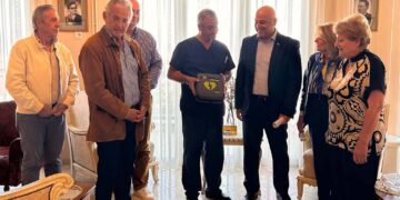 Απινιδωτή στο Γηροκομείο Βέροιας παρέδωσε ο Βασίλης Κοτίδης