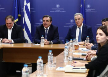 Αγροτικές πληρωμές, ΟΣΔΕ και κτηνοτροφία στο τραπέζι της συνάντησης Σχοινά με την ΕΘΕΑΣ