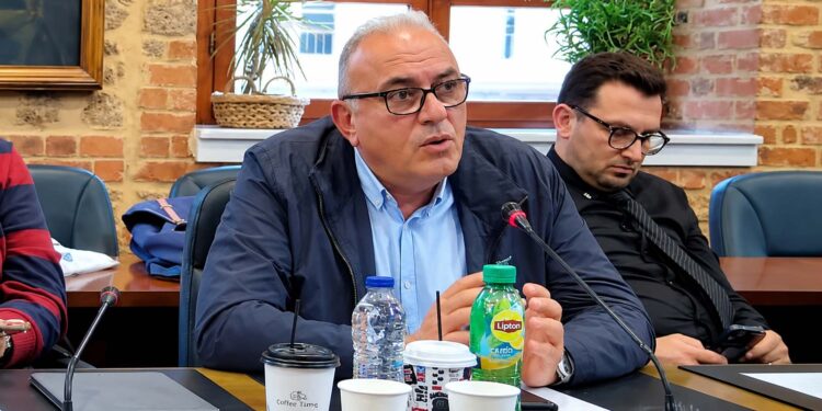 Ποντίκια στο 9ο Νηπιαγωγείο: Τα παιδιά παραμένουν στο Δημοτικό