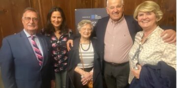 «Σκαρφαλώνοντας στις κορυφές του κόσμου» με τον Μανώλη Βεληβασάκη